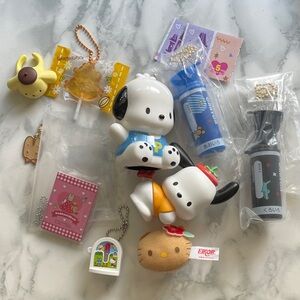 Sanrio toy and keychain LOT